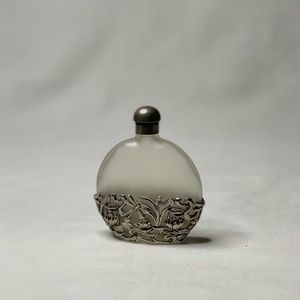 Vtg Silvestri Frosted Glass Perfume Bottles w/ Silver Metal Filigree